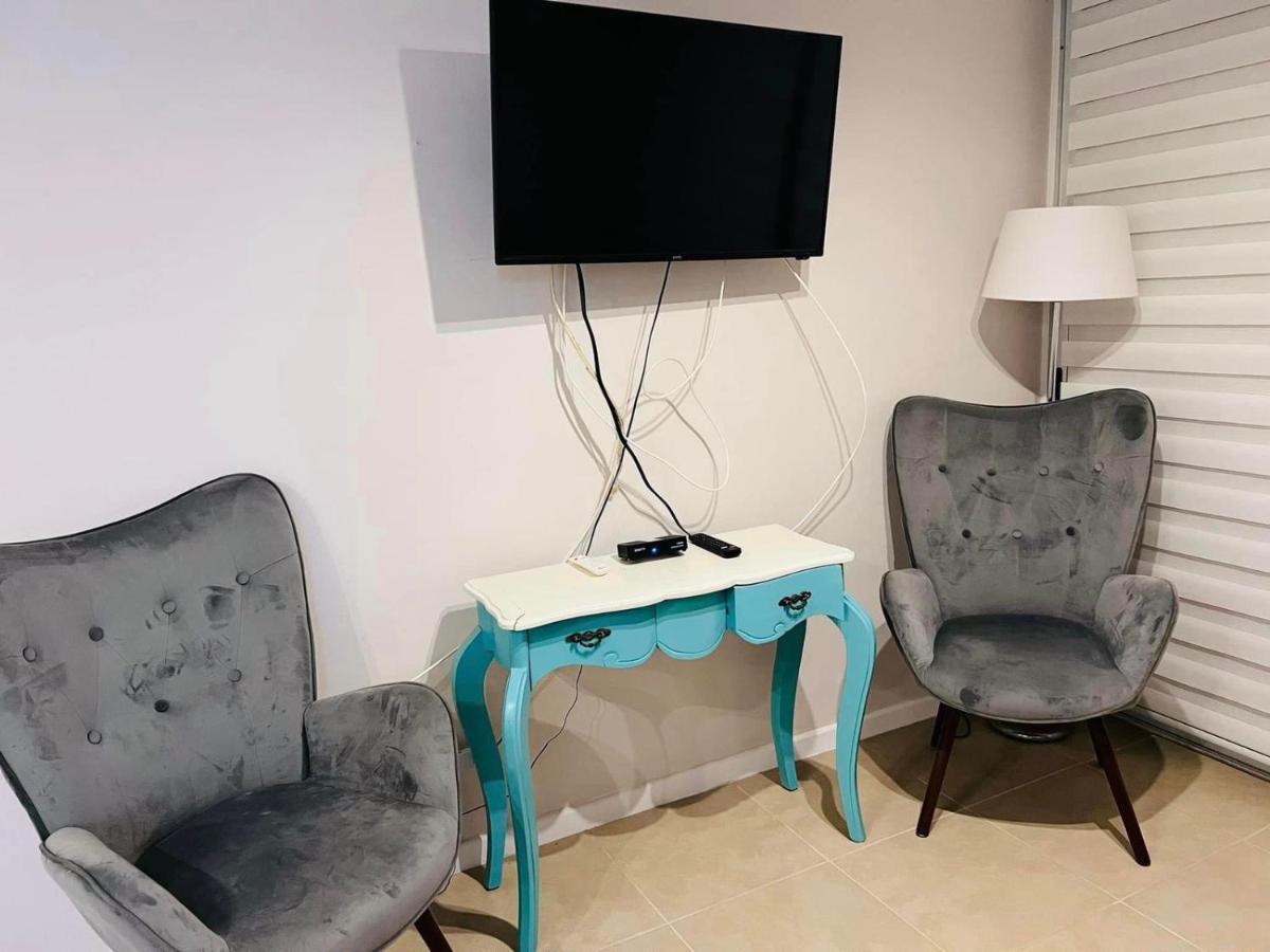 Apartamento Departamento A Metros De Playa *